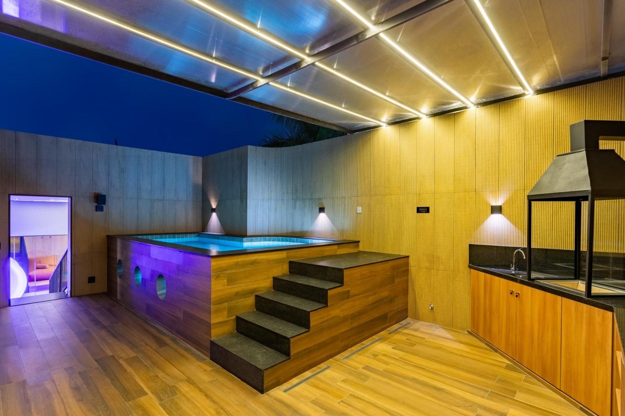 Drops Motel Brasilia Núcleo Bandeirante エクステリア 写真