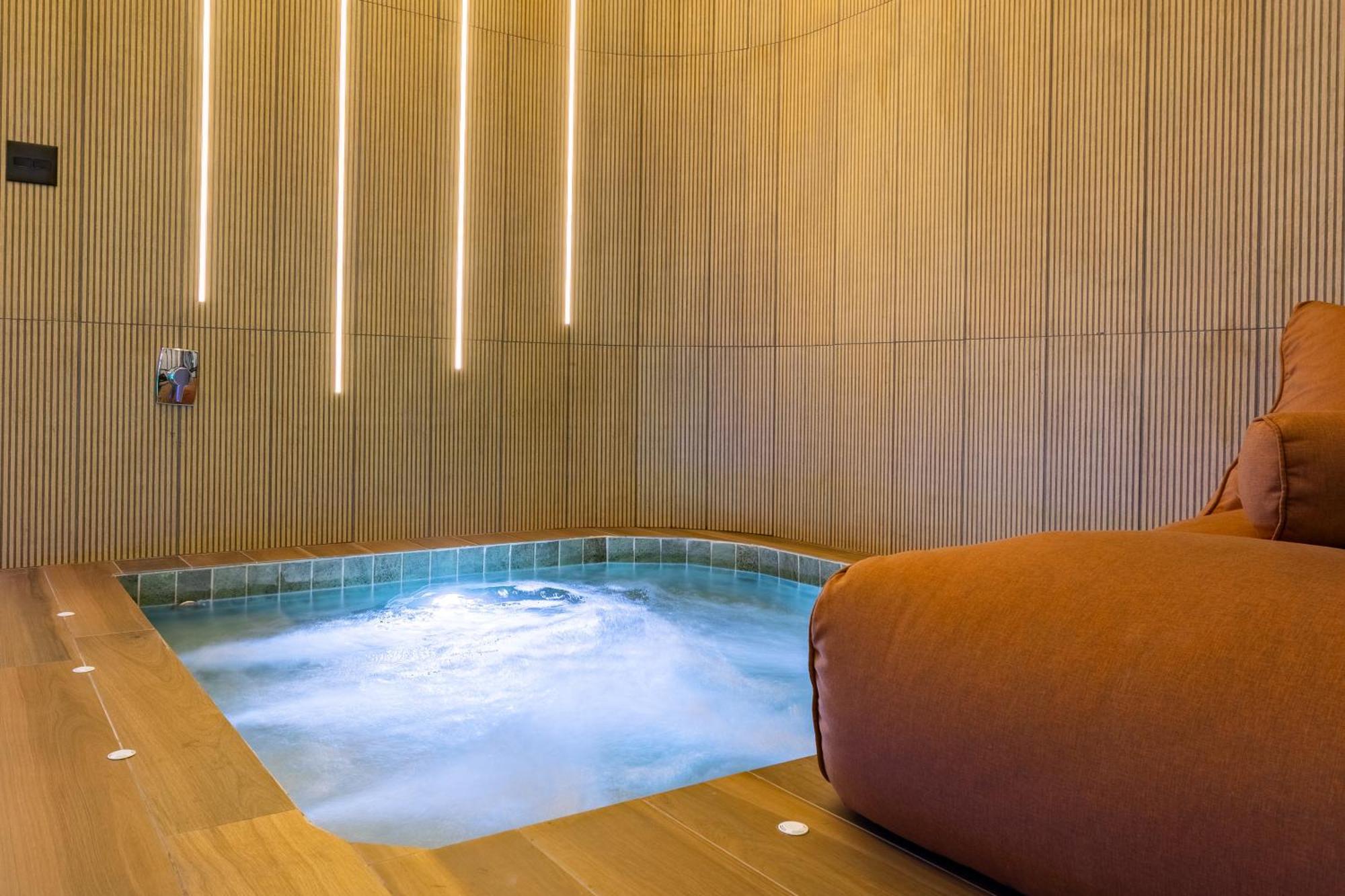 Drops Motel Brasilia Núcleo Bandeirante エクステリア 写真